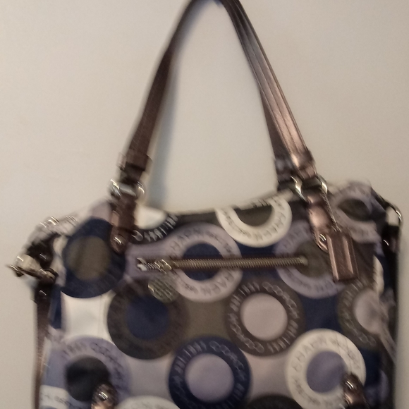 Coach Purse - Picture 10 of 10